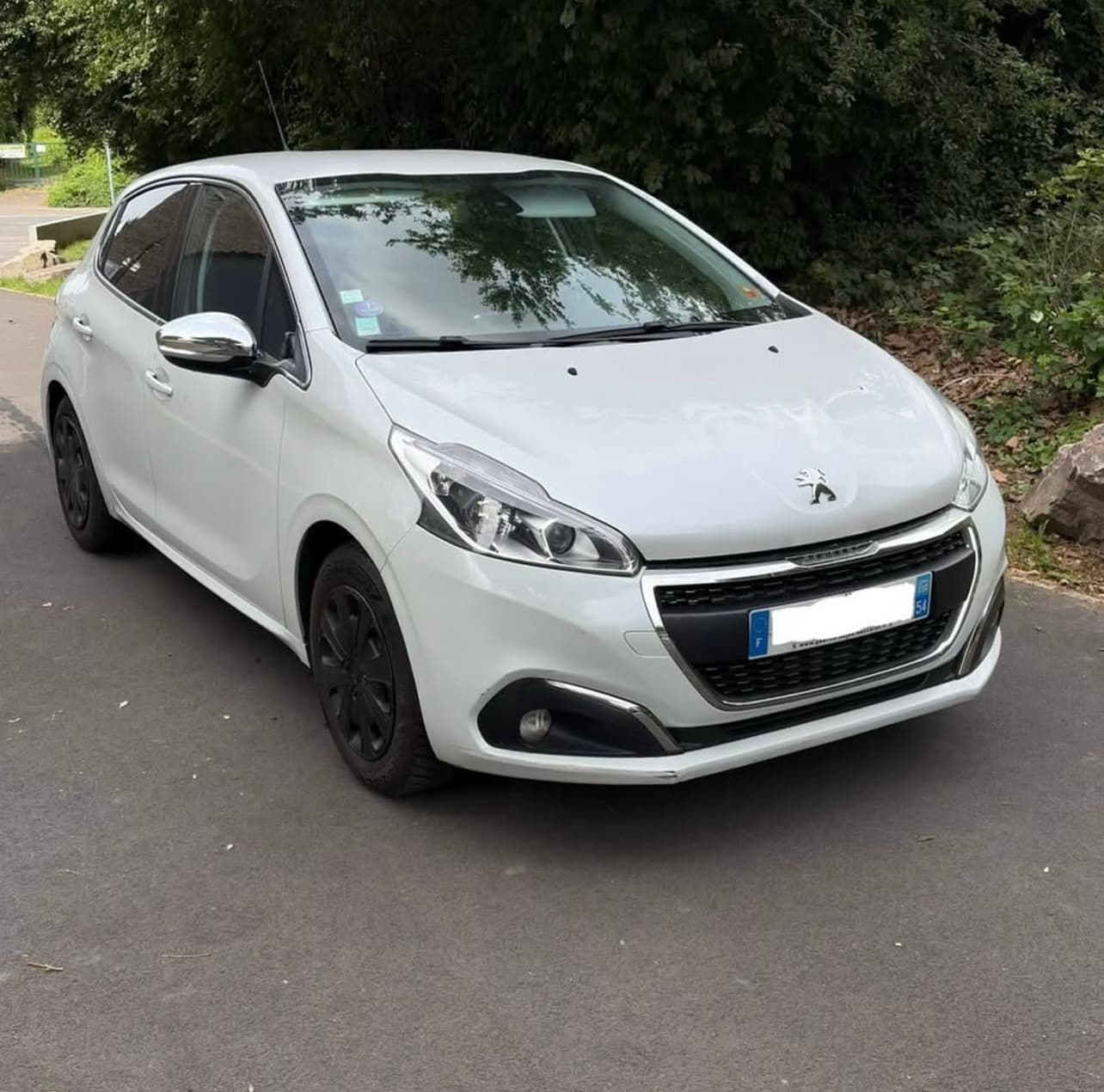 Peugeot 208 1.2 essence